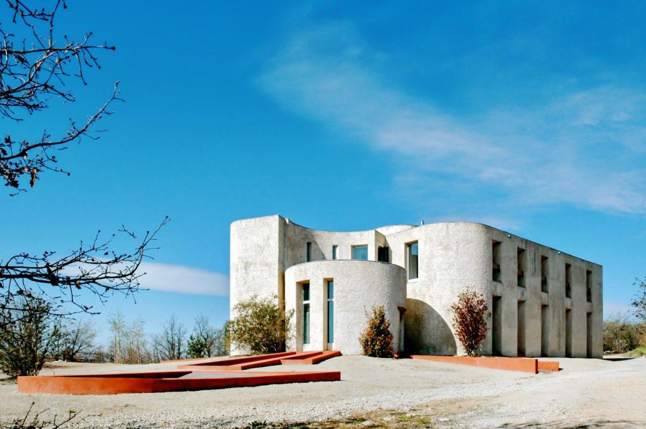 Maison De 6 Chambres Avec Piscine Privee Jardin Amenage Et Wifi A ManeMane  エクステリア 写真