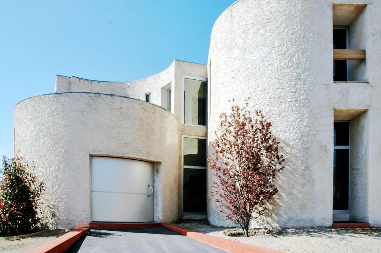 Maison De 6 Chambres Avec Piscine Privee Jardin Amenage Et Wifi A ManeMane  エクステリア 写真