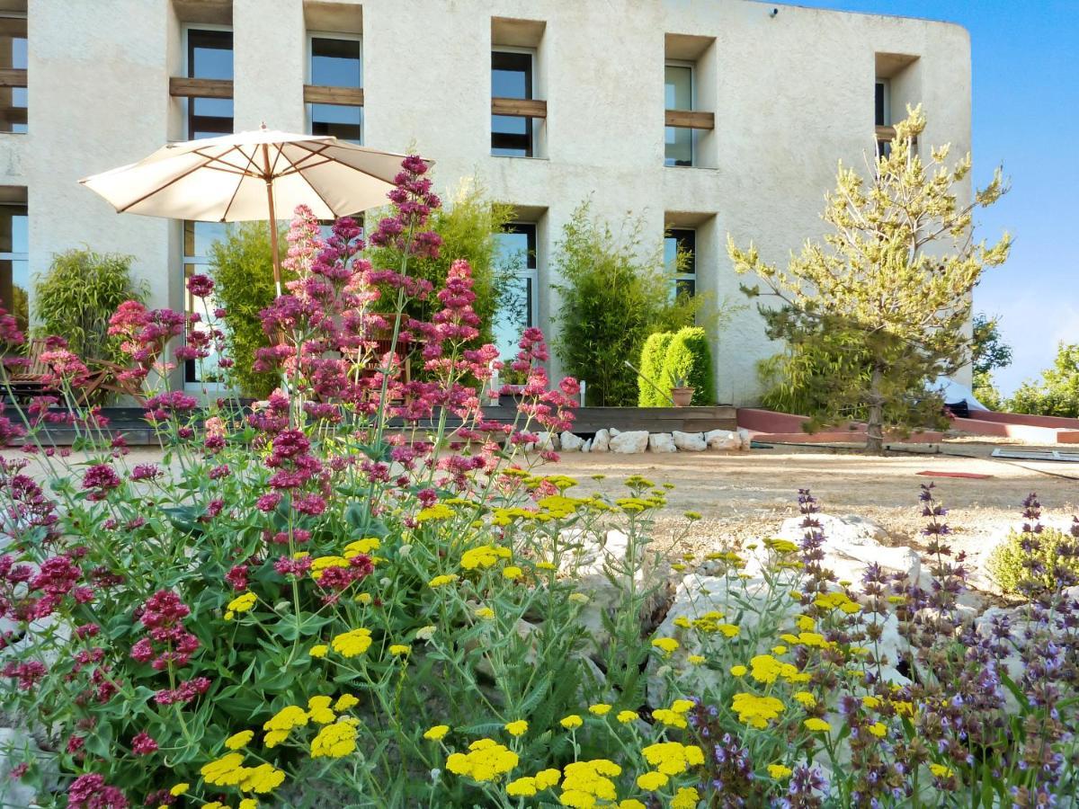 Maison De 6 Chambres Avec Piscine Privee Jardin Amenage Et Wifi A ManeMane  エクステリア 写真